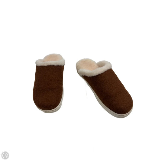 Shoes Flats By Born In Brown & Cream, Size: 10.5