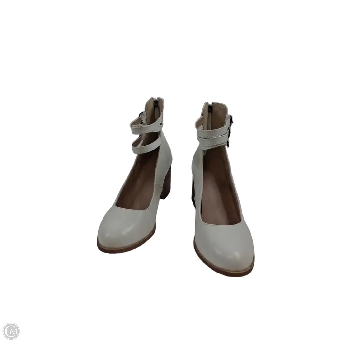 Shoes Heels Block By Clothes Mentor In White, Size: 6.5