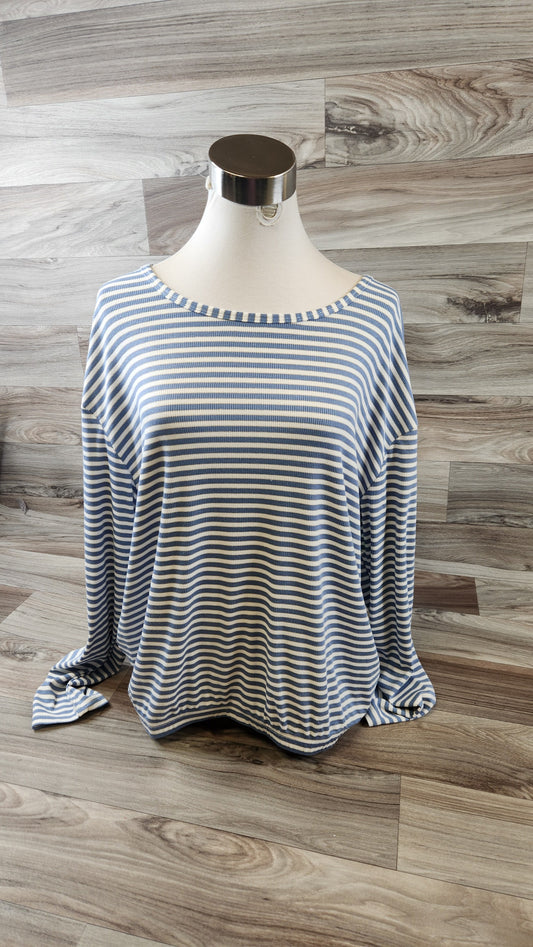 Top Long Sleeve Basic By Jane And Delancey  Size: L