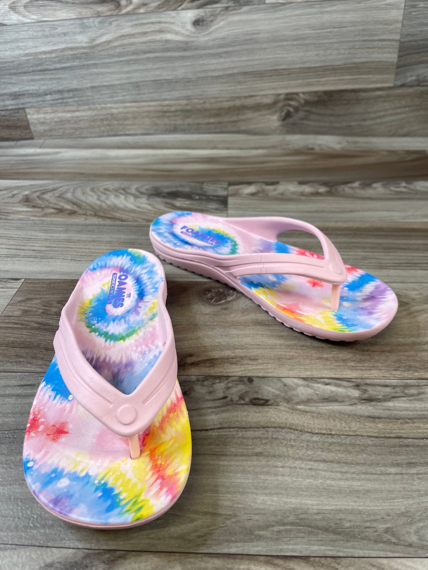 Tie Dye Print Sandals Flats Skechers, Size 8