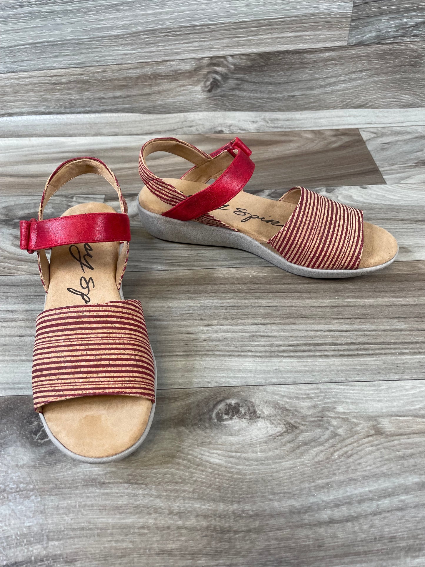 Red & Tan Sandals Heels Wedge Easy Spirit, Size 7