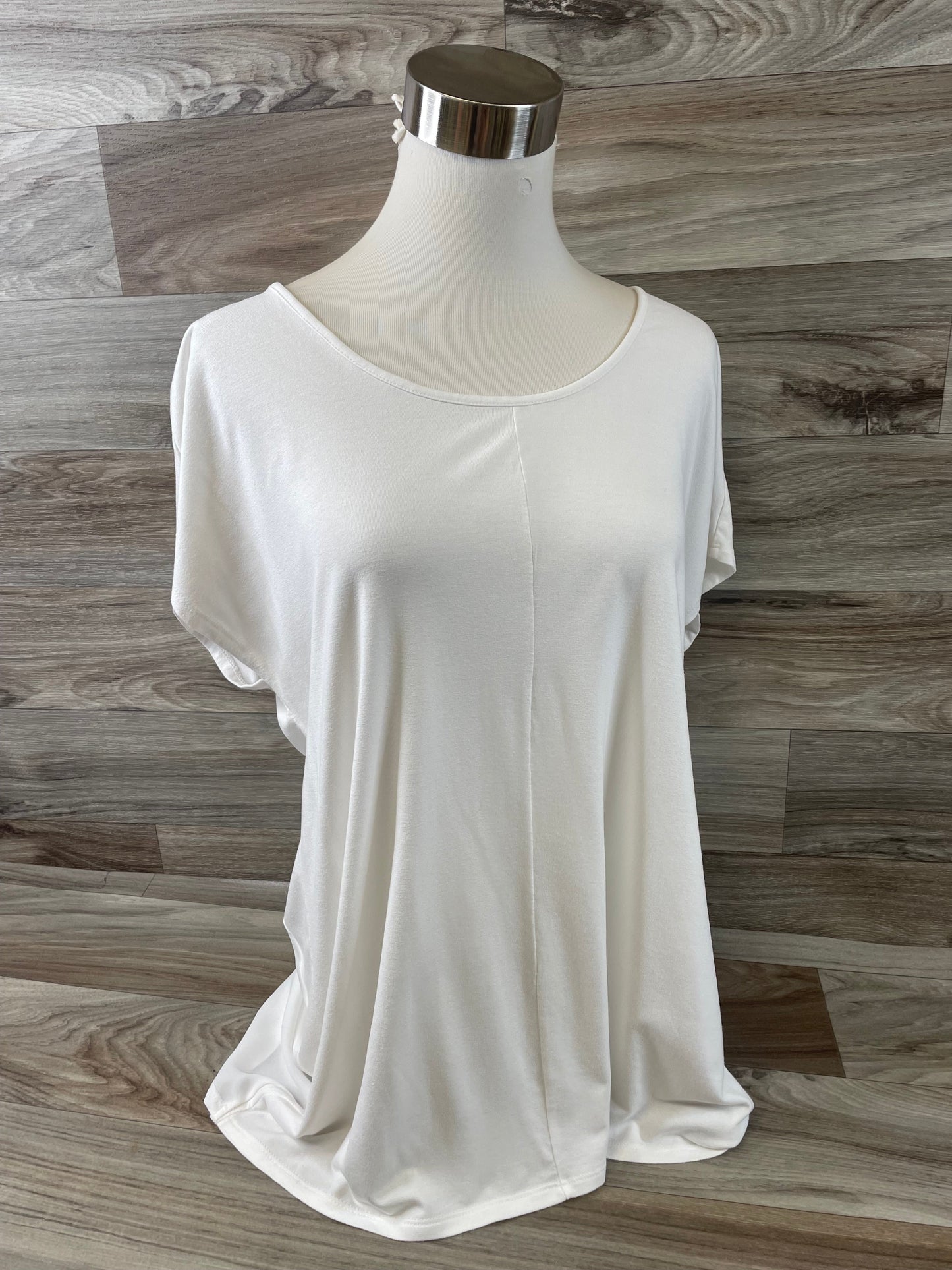 White Top Short Sleeve Basic Chicos, Size L