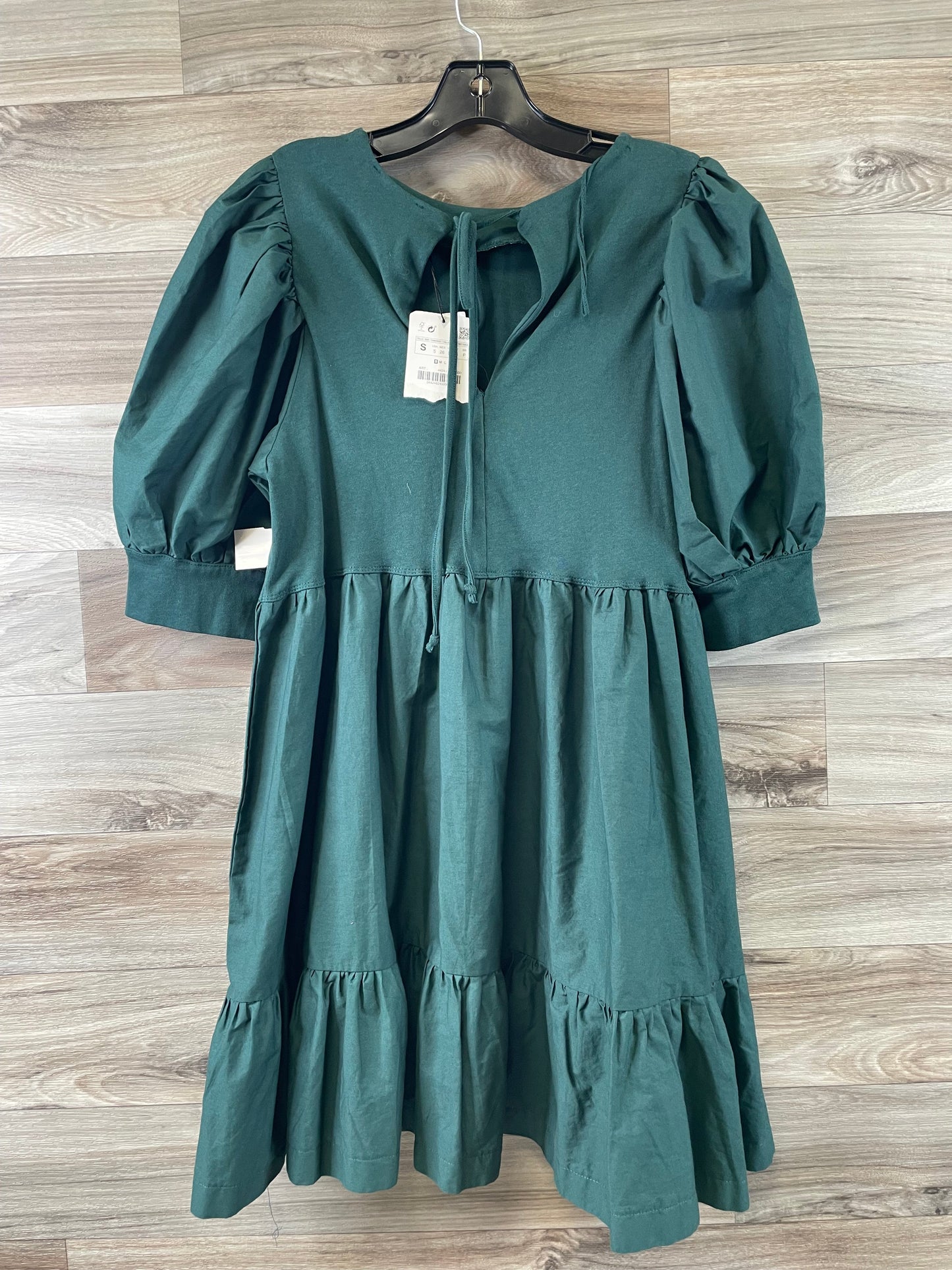 Green Dress Casual Short Zara, Size S