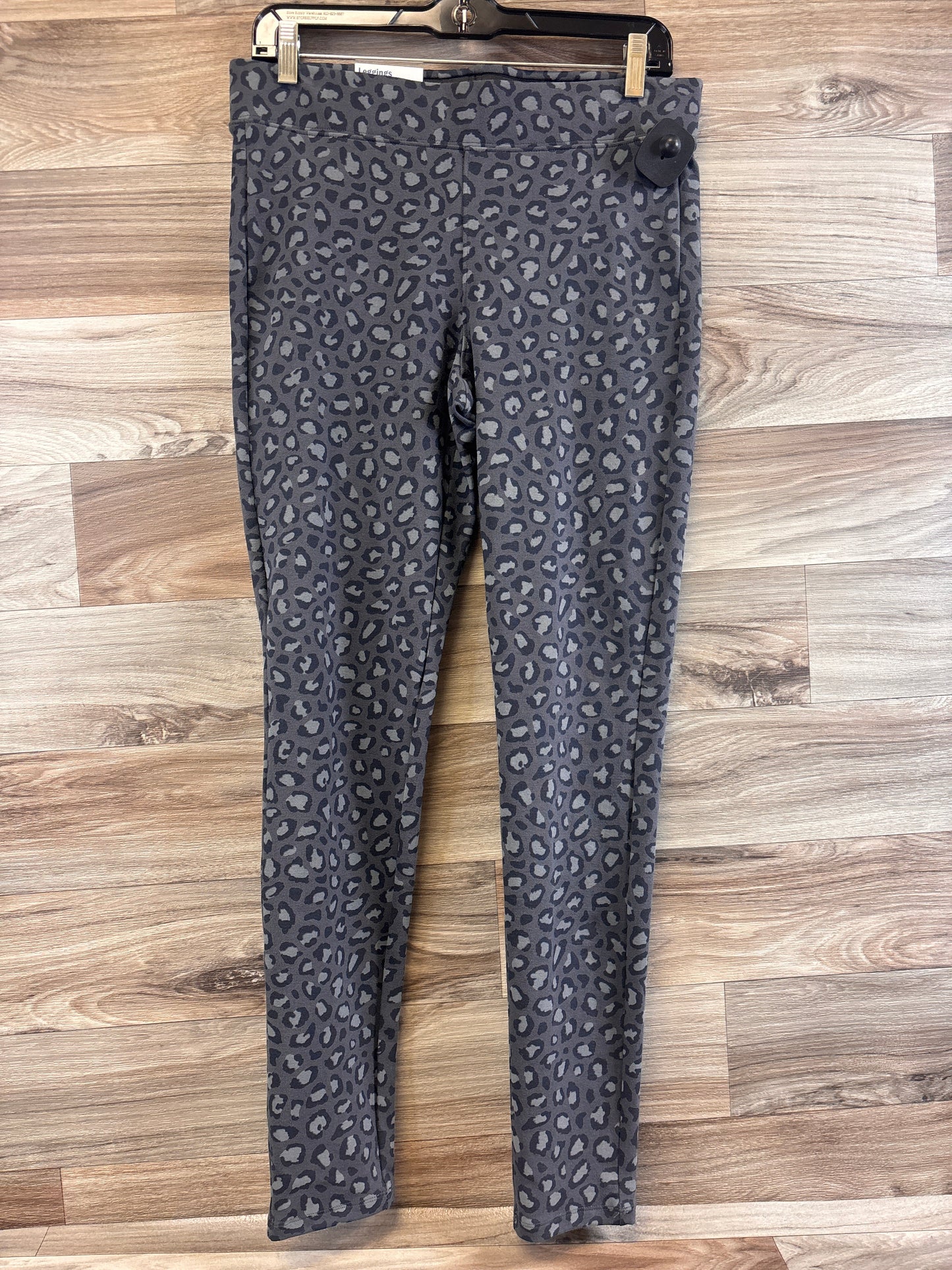 Pants Leggings By Old Navy In Leopard Print, Size: M