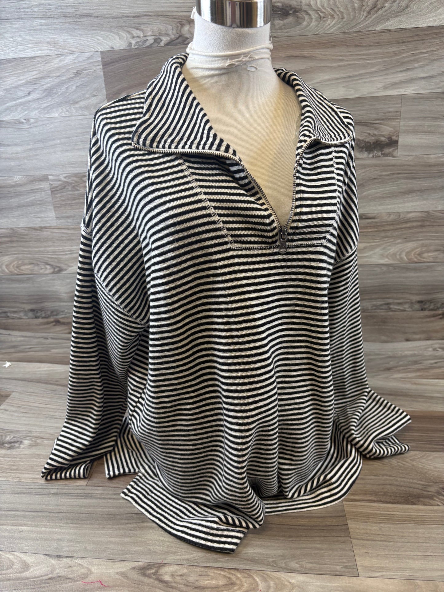 Top Long Sleeve By Chaps In Striped Pattern, Size: Xl