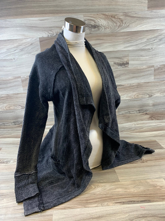 Cardigan By Clothes Mentor In Grey, Size: M