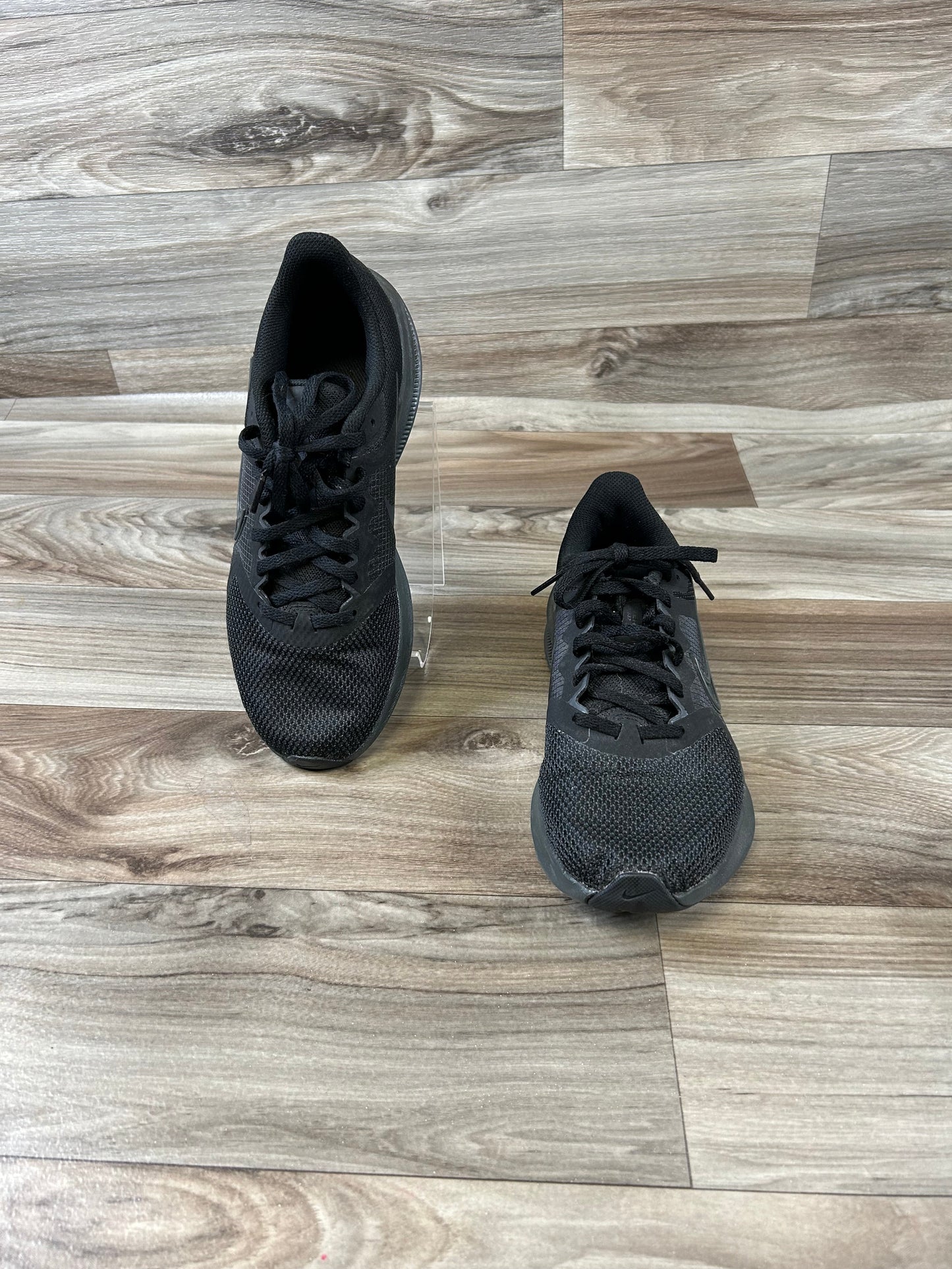 Shoes Sneakers By Nike Apparel In Black, Size: 8.5