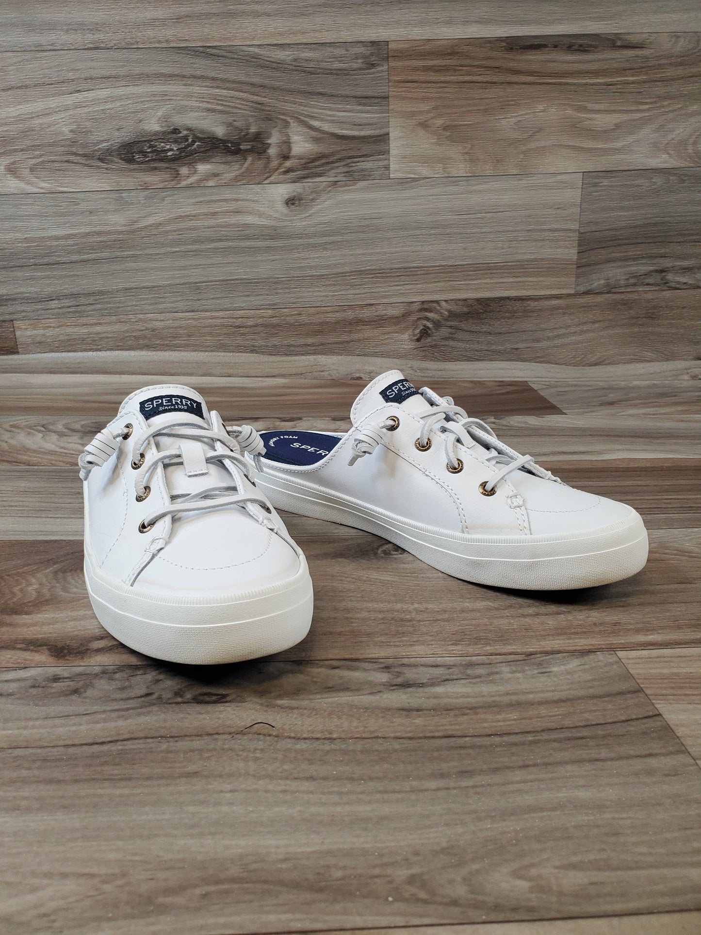 Shoes Sneakers By Sperry In White, Size: 8