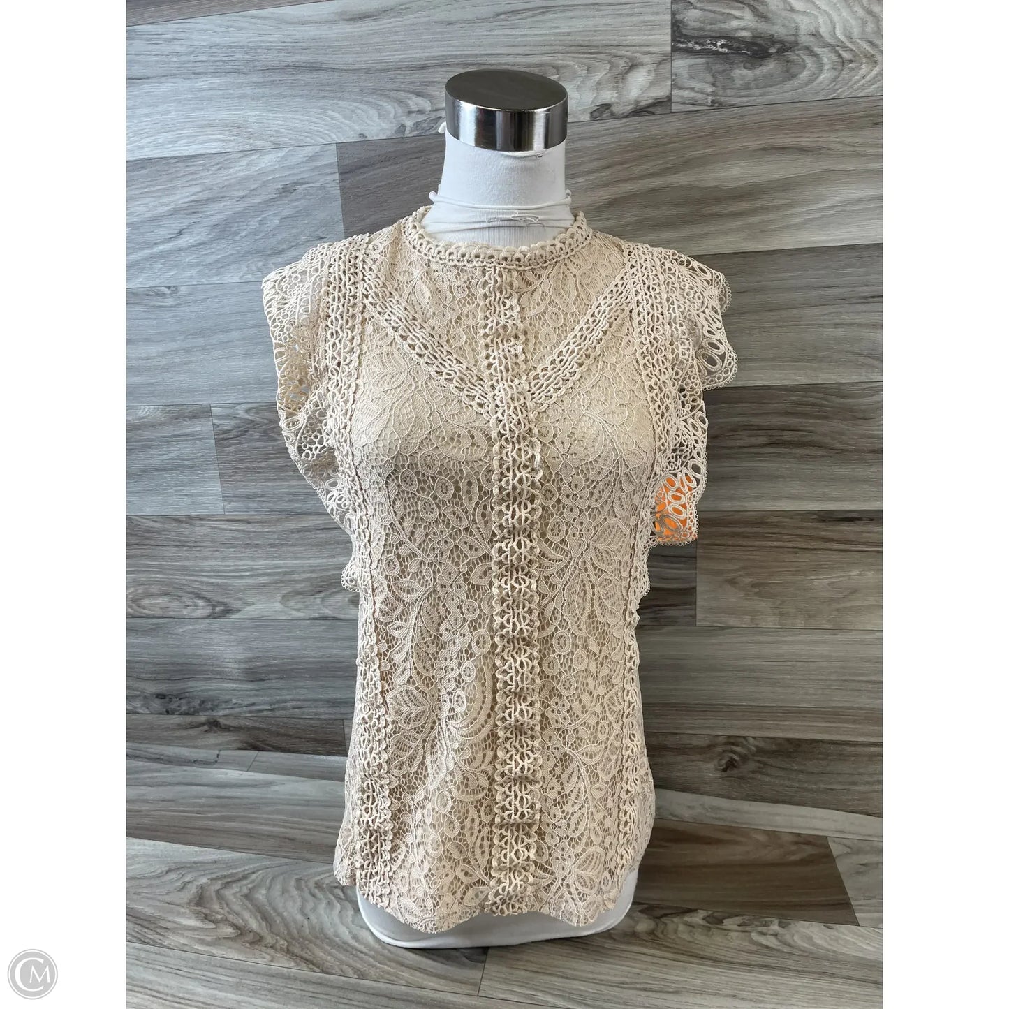 Top Short Sleeve By Cable And Gauge In Tan, Size: Xs