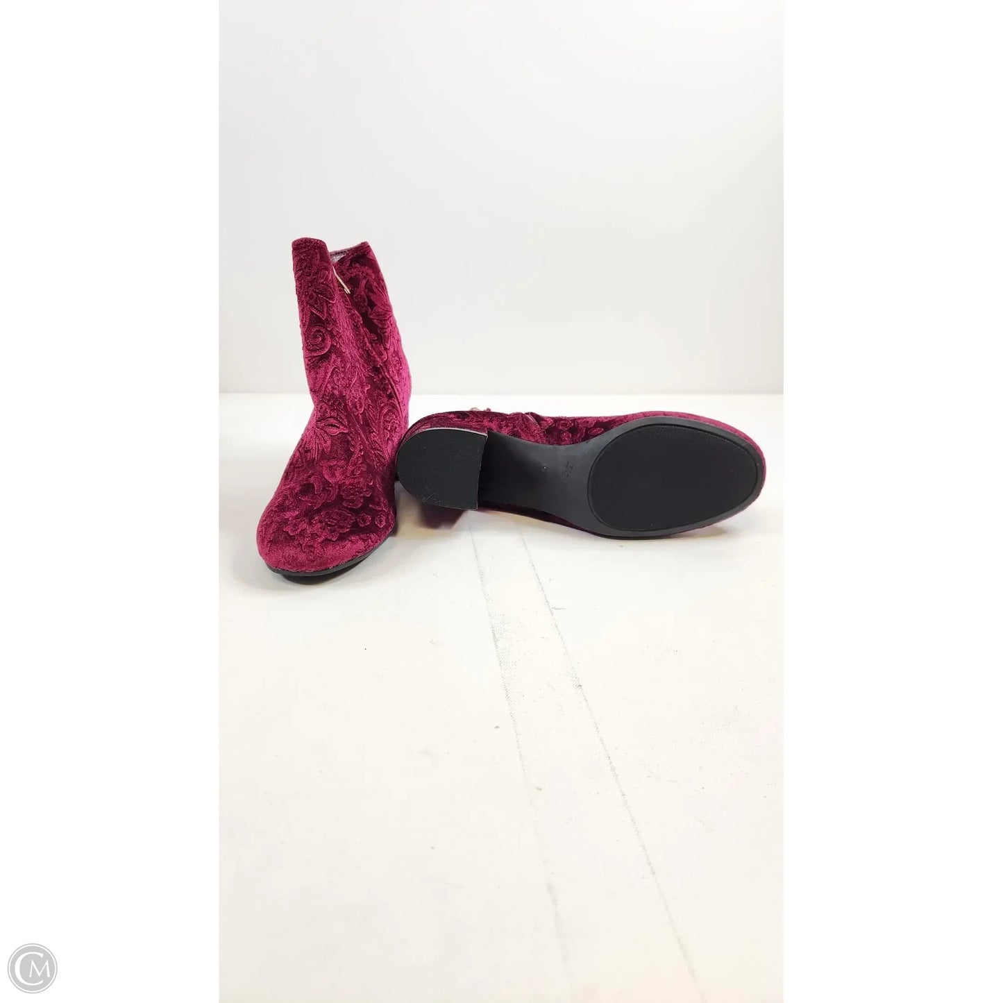 Boots Ankle Heels By Zigi Soho In Pink, Size: 9.5