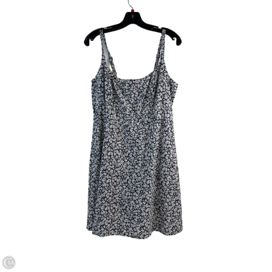 Dress Casual Short By Old Navy In Blue & White, Size: L