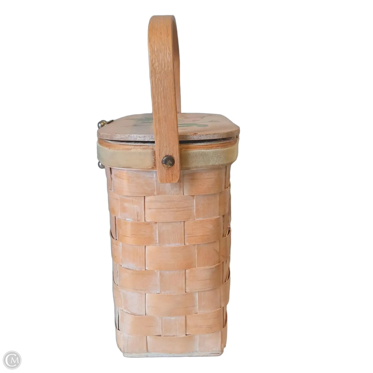 Handbag Size: Medium