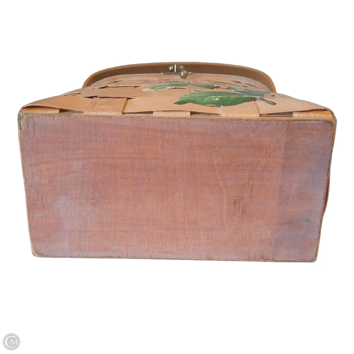 Handbag Size: Medium