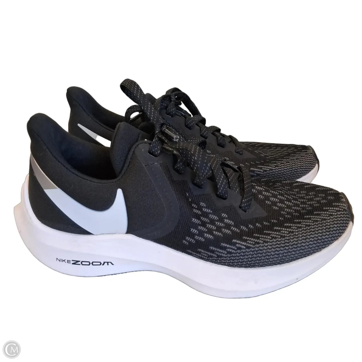 Shoes Athletic By Nike In Black, Size: 5