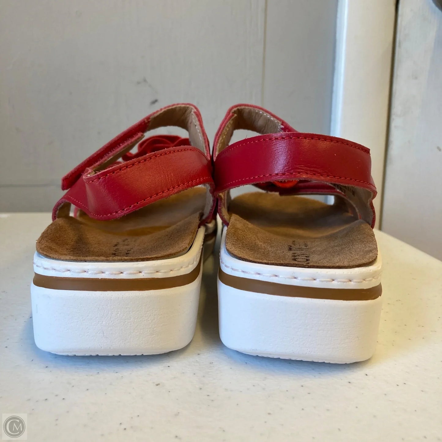 Sandals Flats By Ron White In Red & Tan, Size: 6