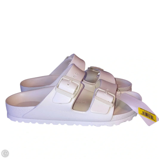 Sandals Flats By Birkenstock In Cream, Size: 7