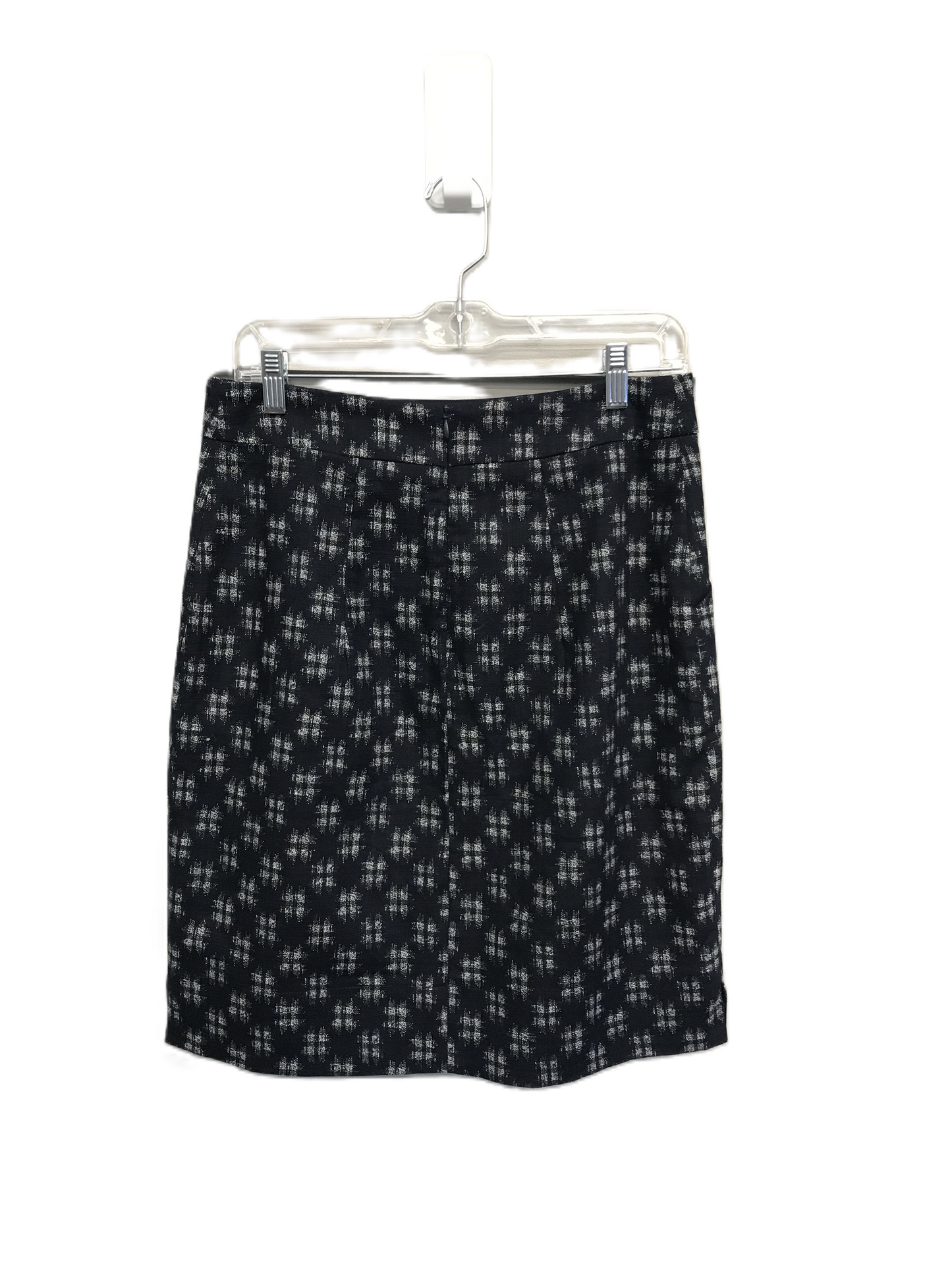 Navy Skirt Mini & Short By Jennifer Glasgow Size: 8