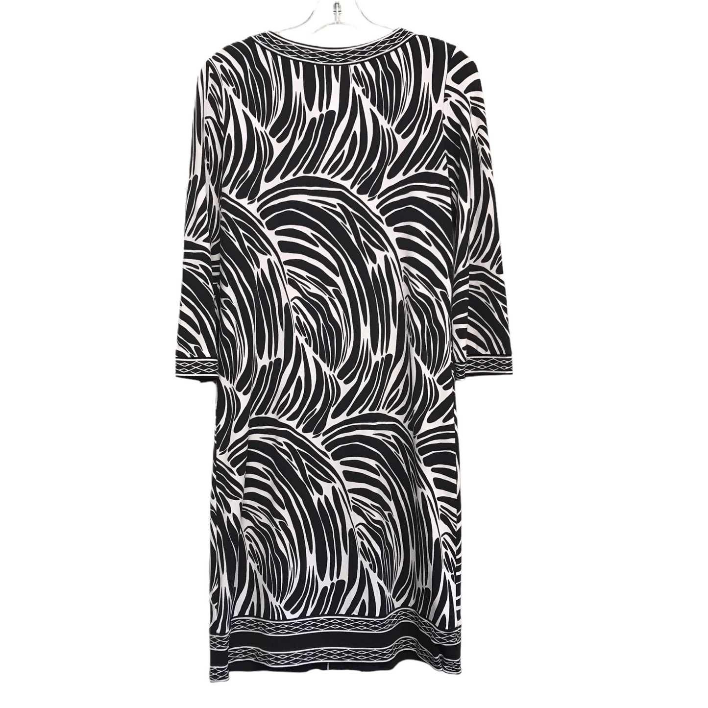 Dress Casual Short By Dana Buchman In Black & White, Size: Xs