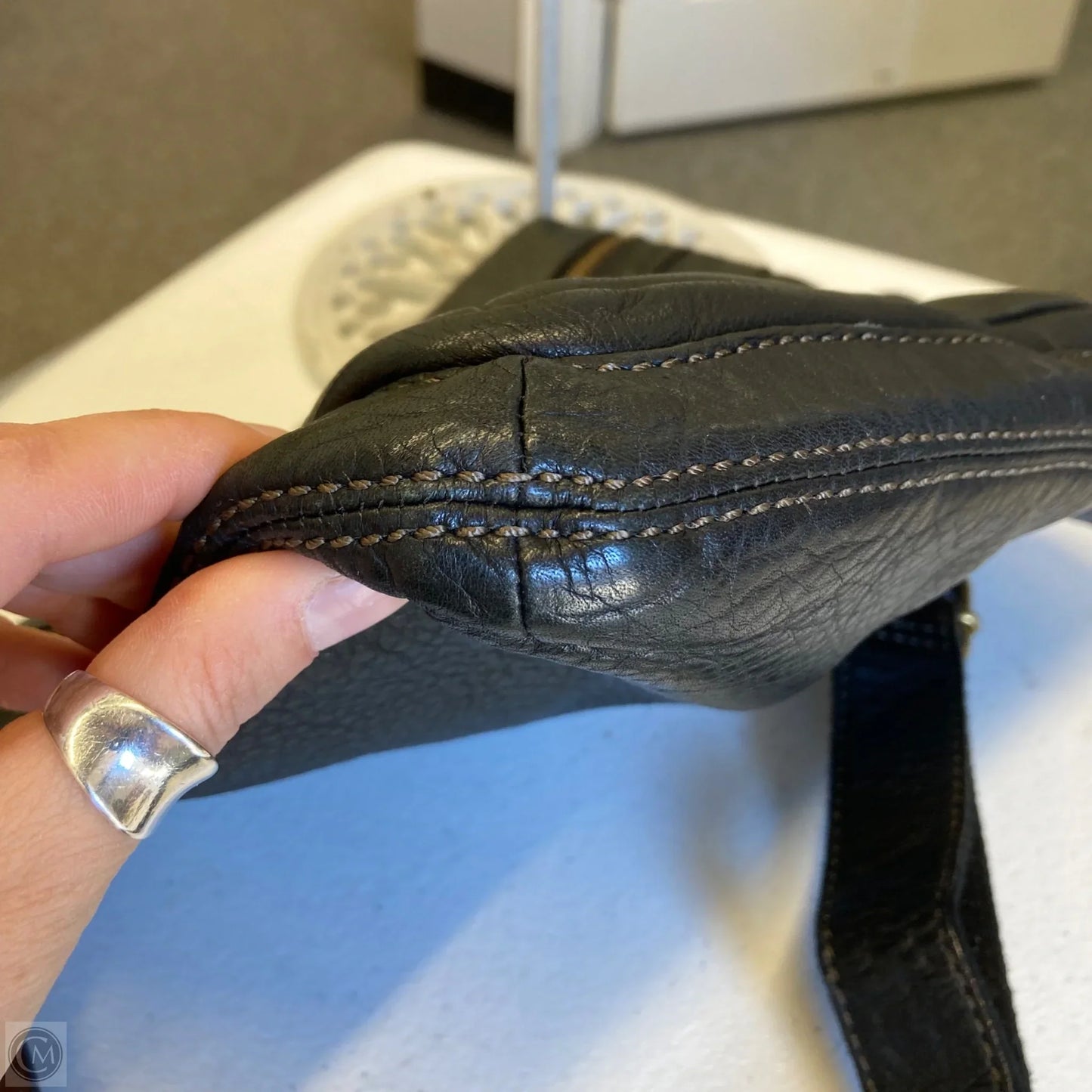 Crossbody By Fossil, Size: Medium