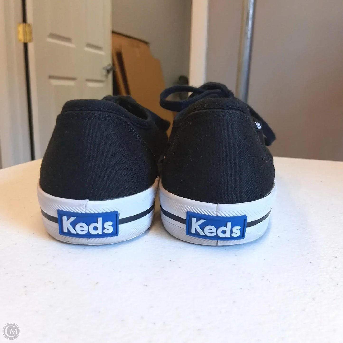 Shoes Sneakers By Keds In Black, Size: 9