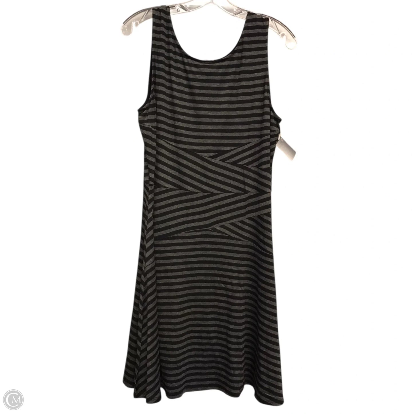 Dress Casual Short By Market & Spruce In Black & Grey, Size: 1x