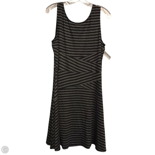 Dress Casual Short By Market & Spruce In Black & Grey, Size: 1x