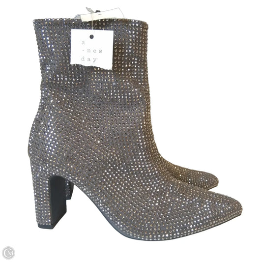 Boots Ankle Heels By A New Day In Silver, Size: 7