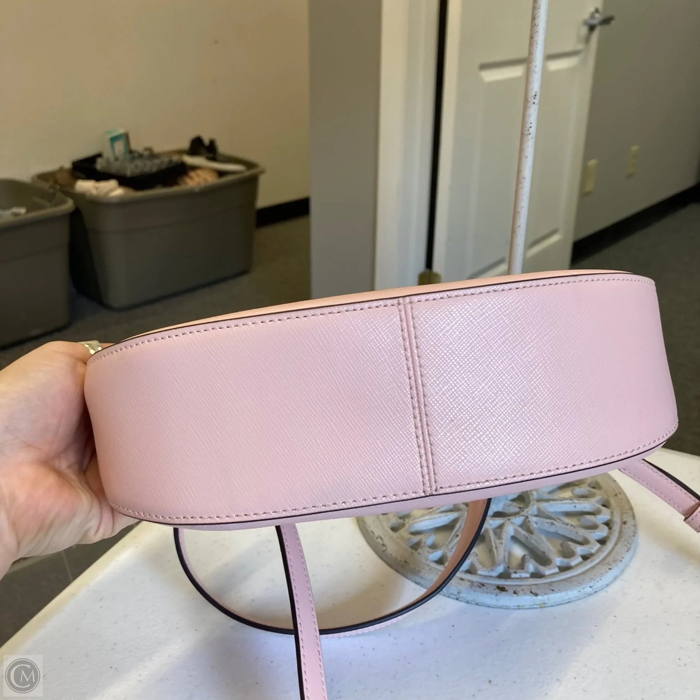 Crossbody Designer By Kate Spade, Size: Small