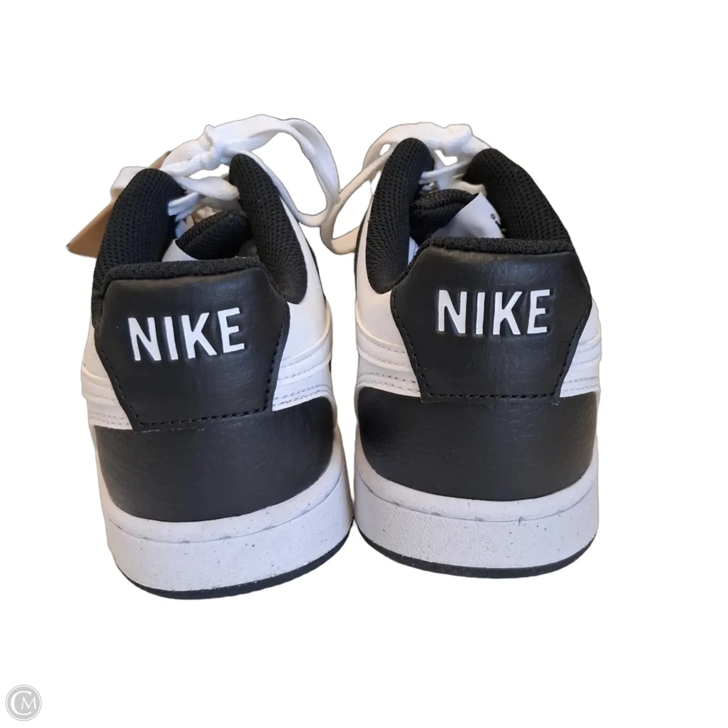 Shoes Sneakers By Nike In Black & White, Size: 9
