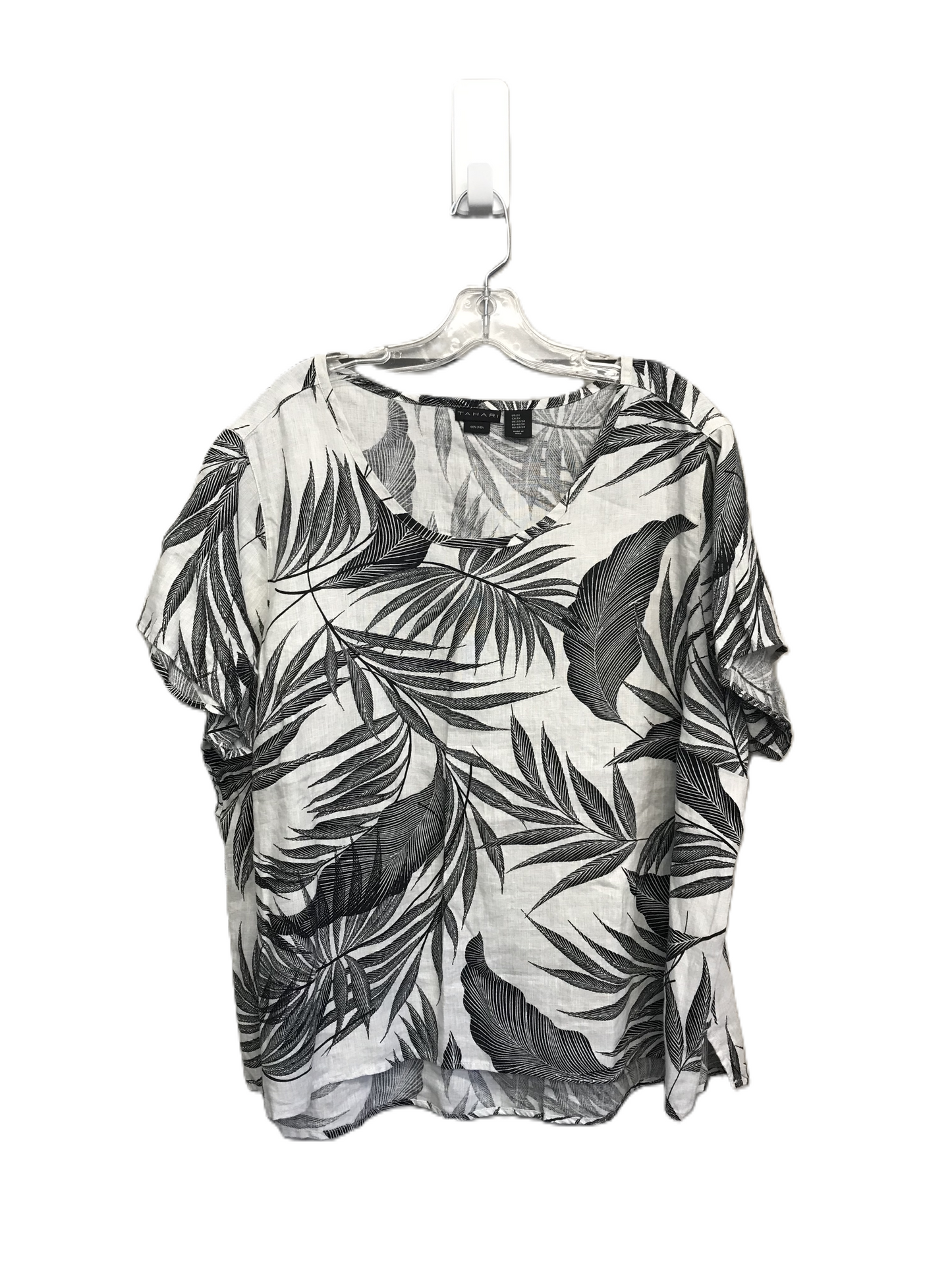 Floral Print Top Short Sleeve By Tahari By Arthur Levine, Size: 2x