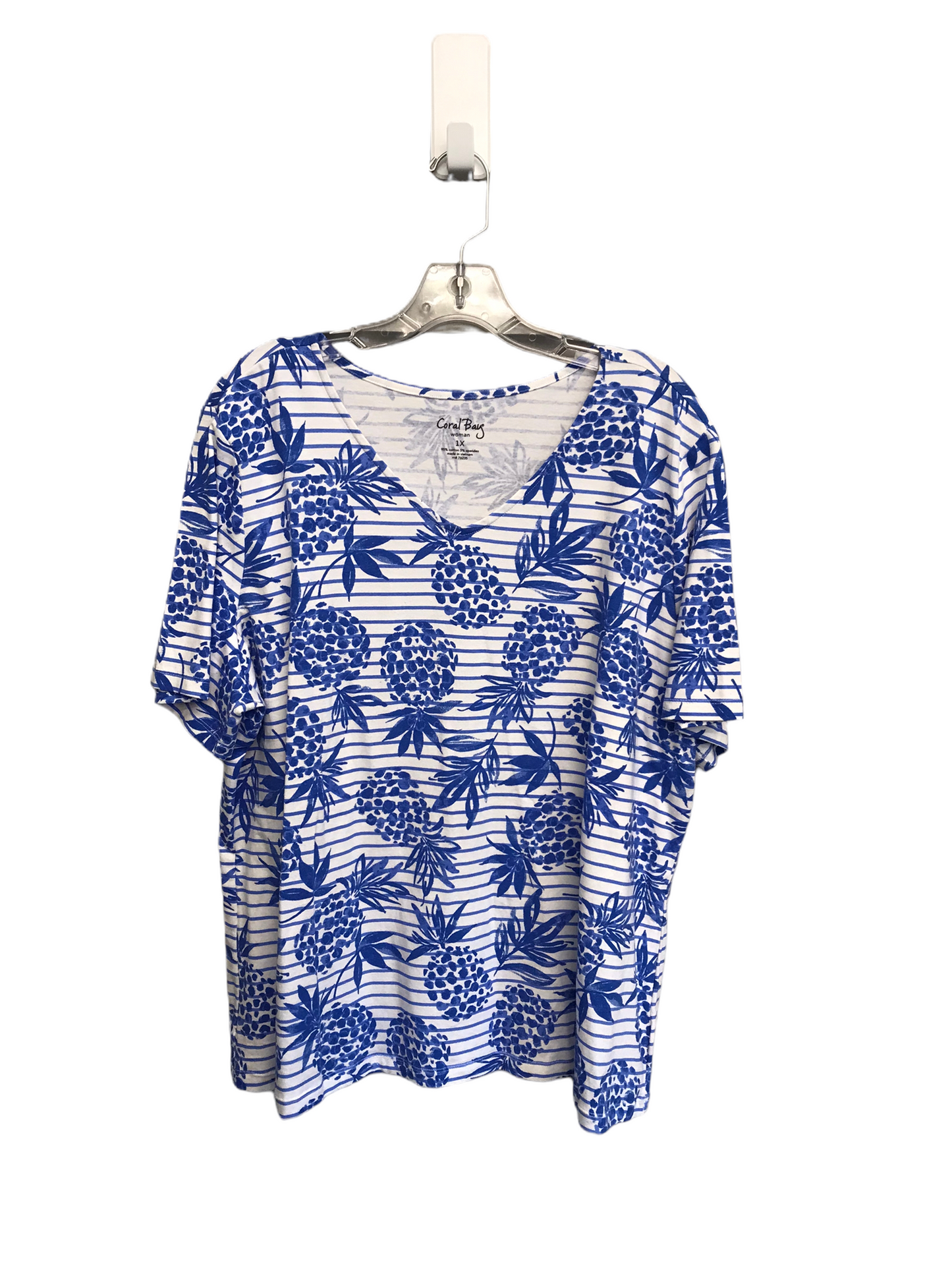 Blue & White Top Short Sleeve By Coral Bay, Size: 1x