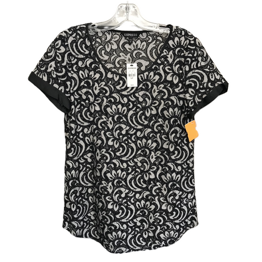 Top Short Sleeve By Express  Size: S