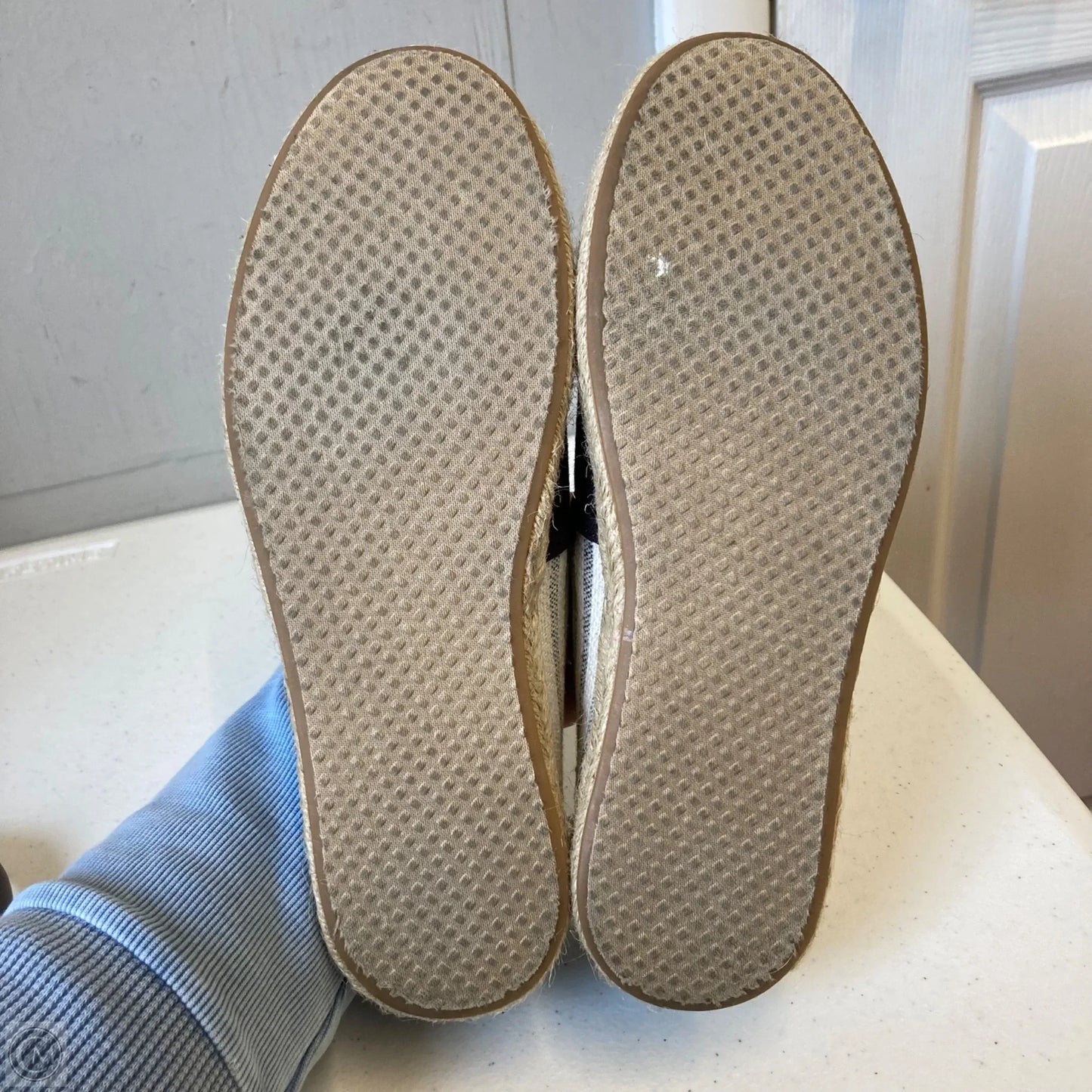 Shoes Flats By Toms In Black & Cream, Size: 7