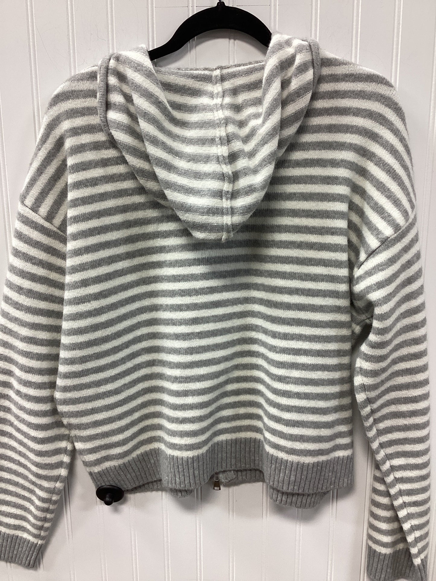 Sweater By Cmc In Grey & White, Size:Osfm