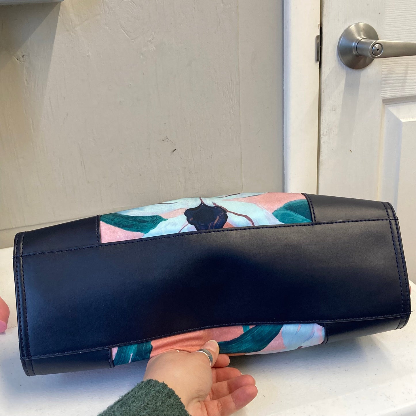 Handbag Designer By Tory Burch In Multi, Size:Medium