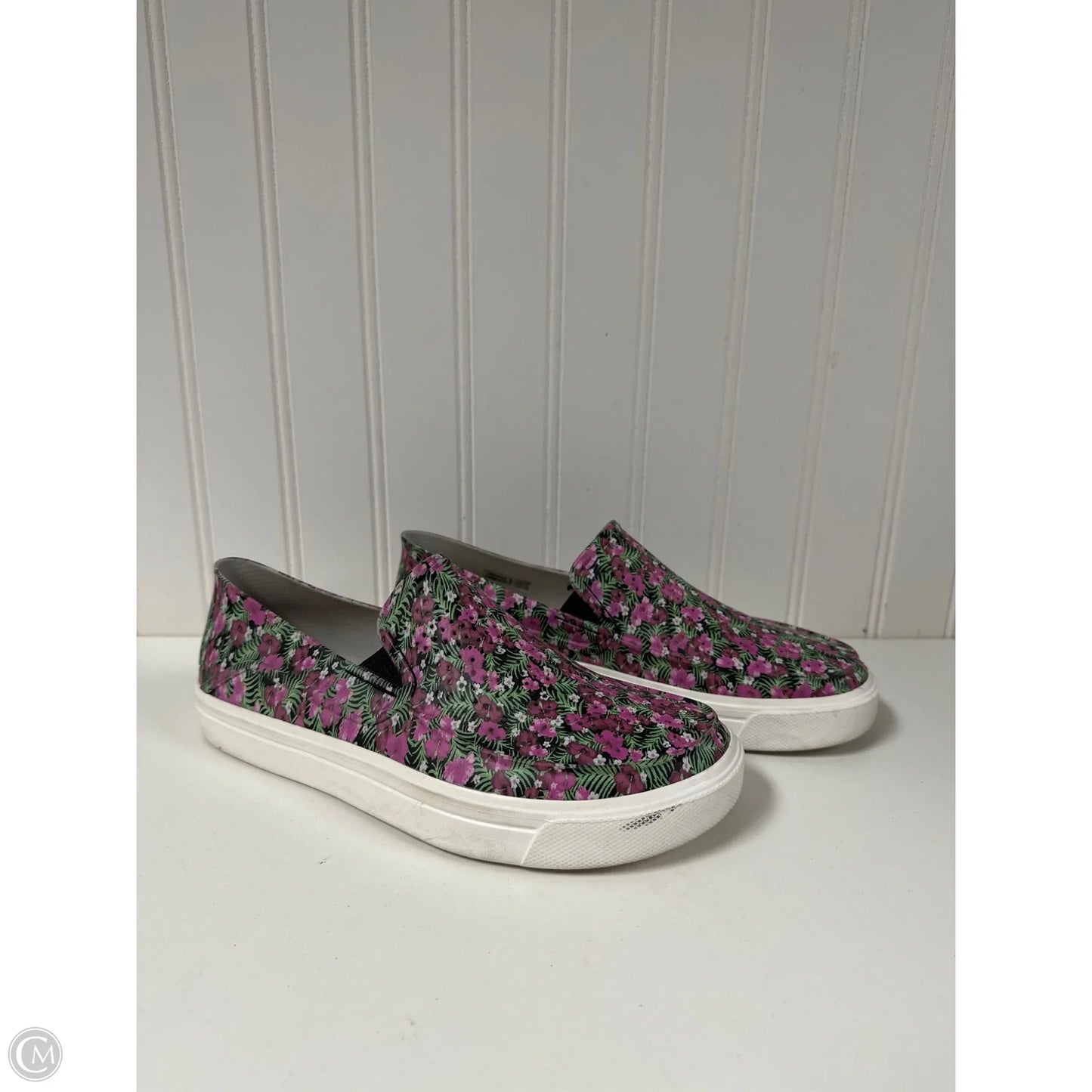 Shoes Flats By Crocs In Floral Print, Size: 7