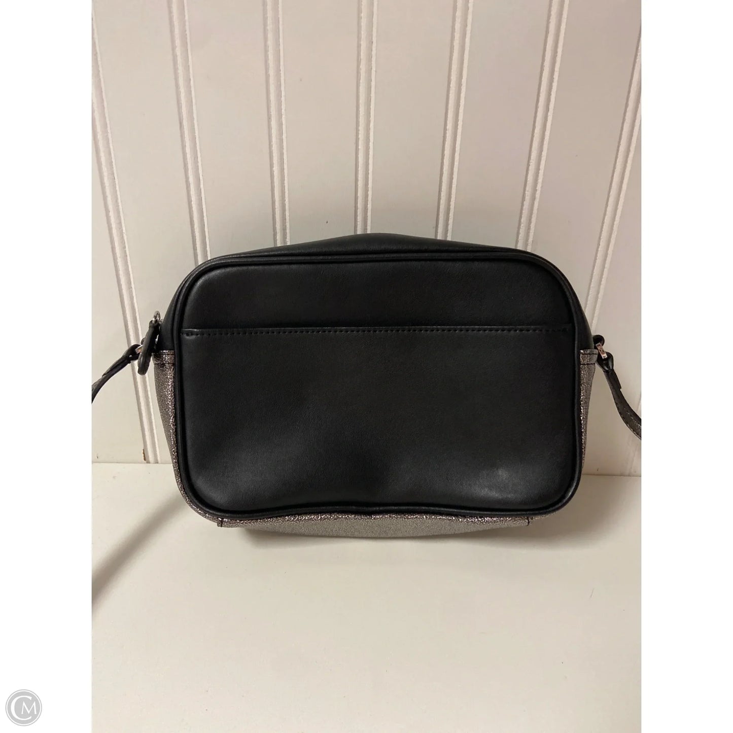 Handbag Leather By Gilli, Size: Medium