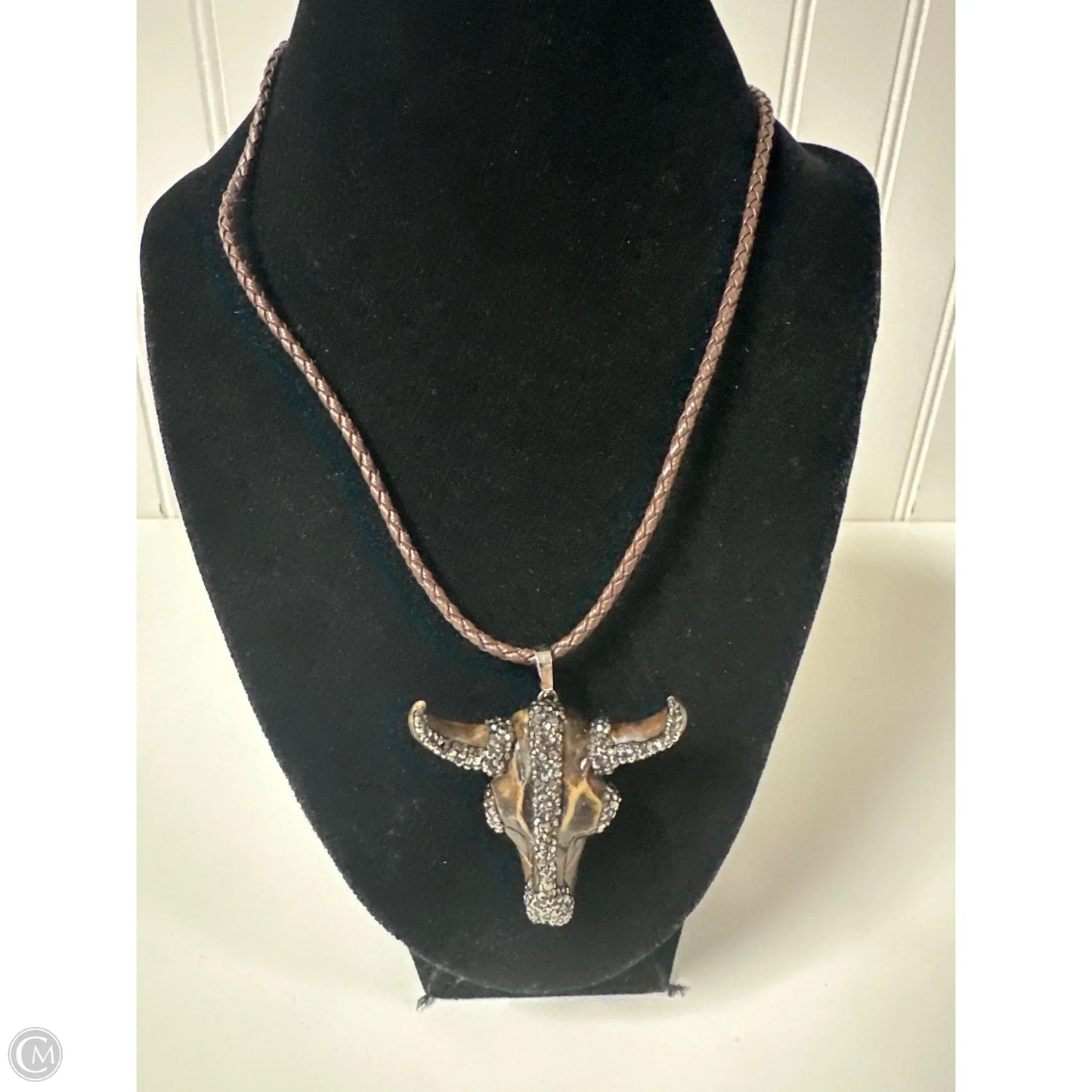 Necklace Pendant By Clothes Mentor, Size: 1