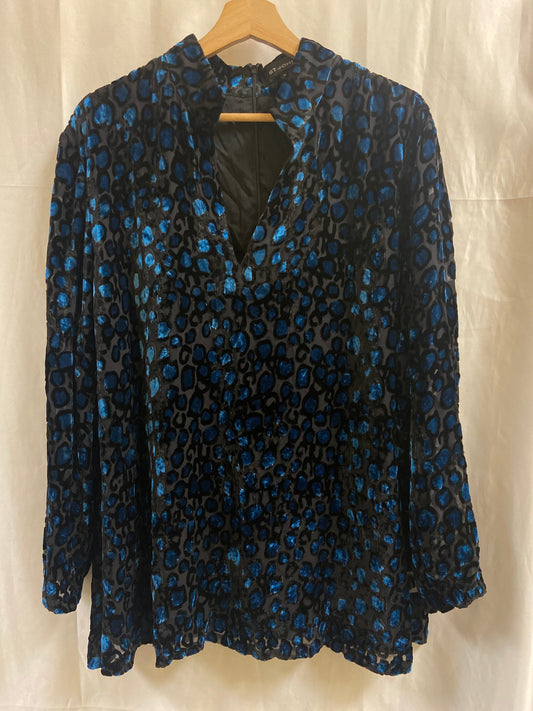 Top Long Sleeve By St John Collection  Size: Xl