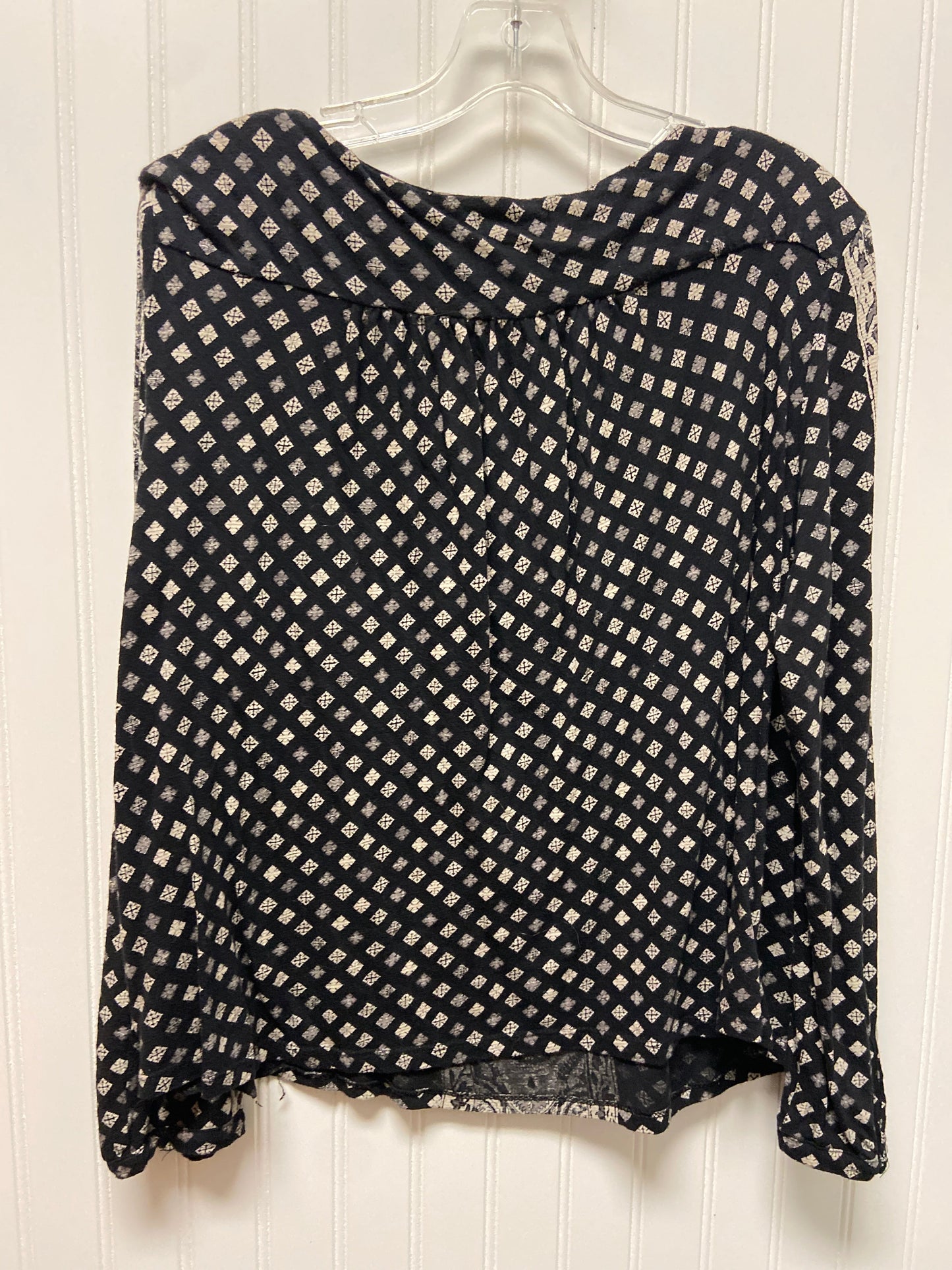 Black Top Long Sleeve Lucky Brand, Size L