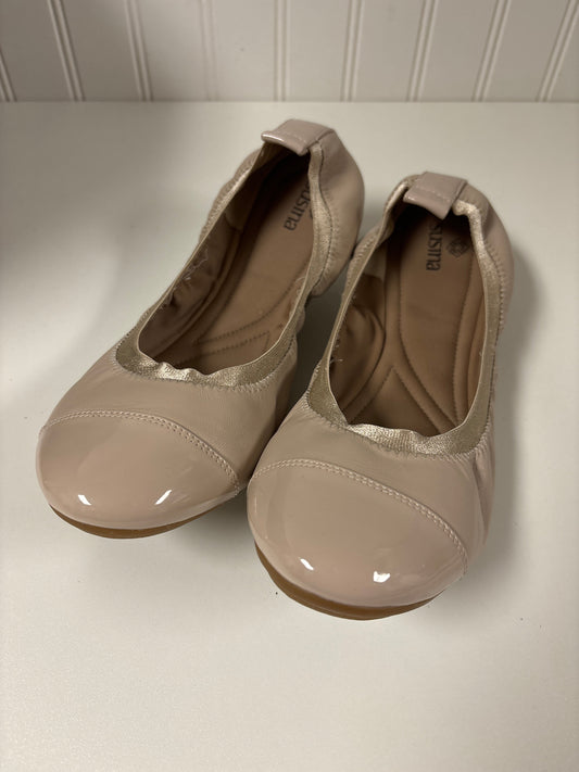 Taupe Shoes Flats Susina, Size 7.5