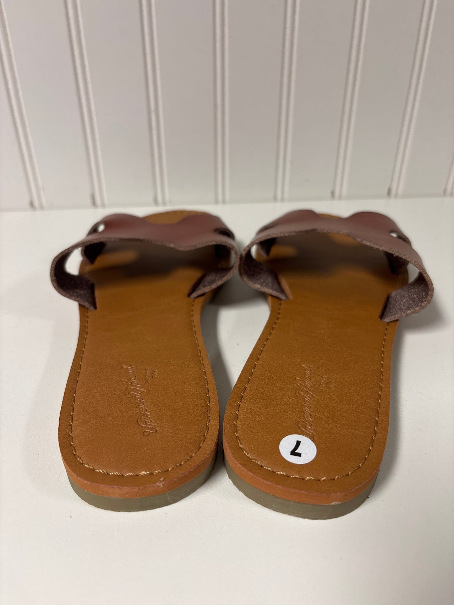 Sandals Flats By Universal Thread In Brown, Size: 7