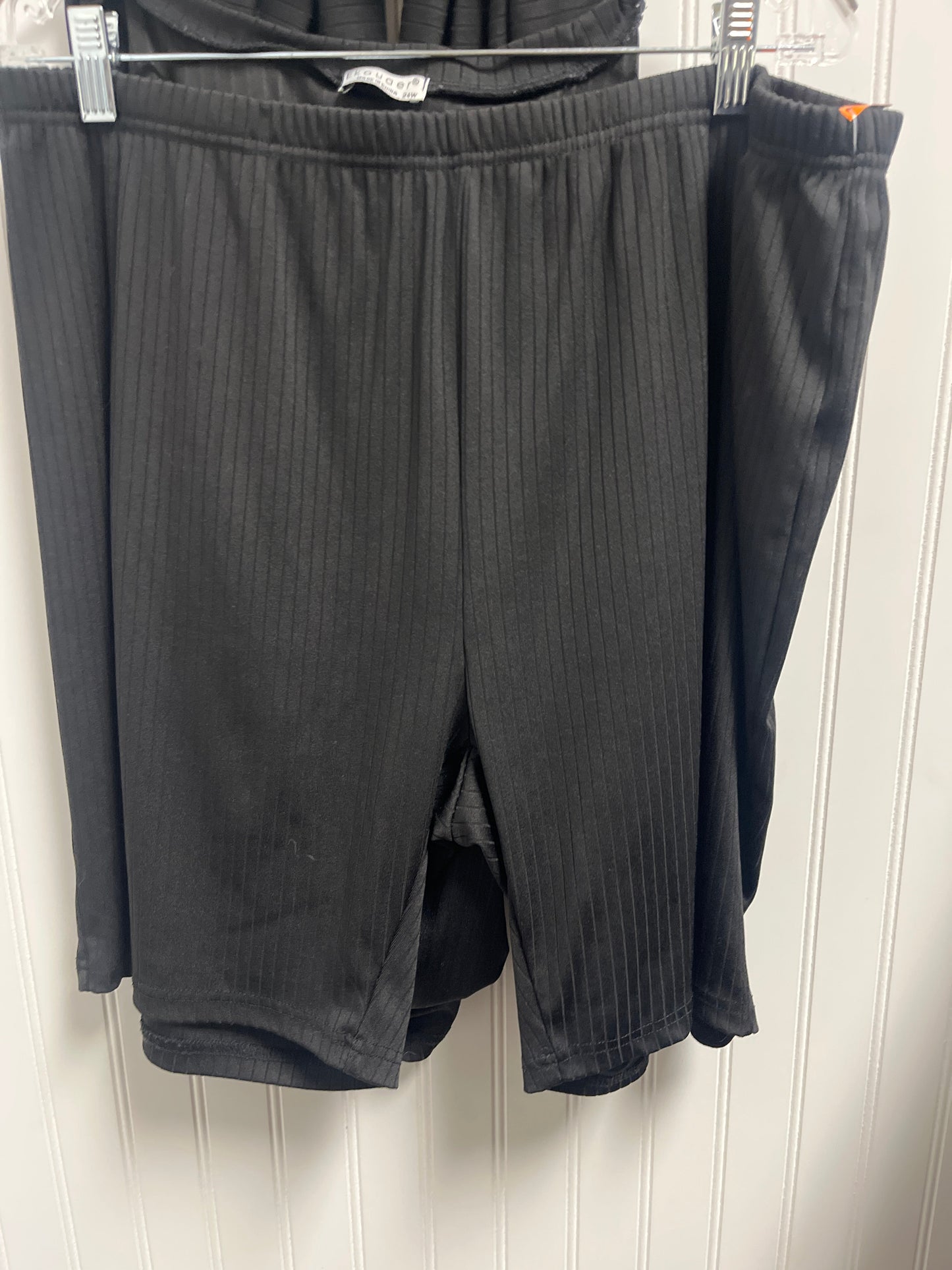 Shorts Set By Clothes Mentor In Black, Size: 3x