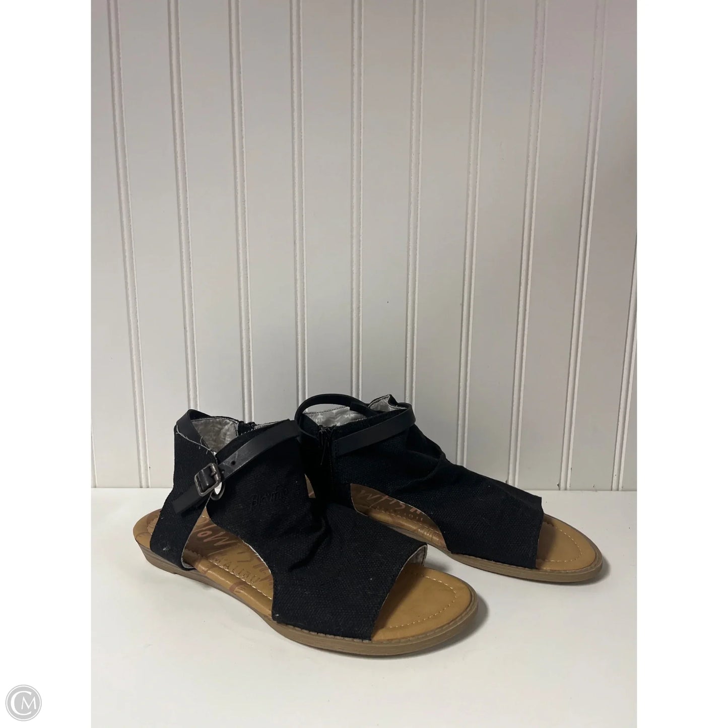 Sandals Flats By Blowfish In Black, Size: 8.5