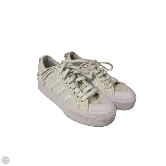 Shoes Sneakers By Adidas In Ivory, Size: 8