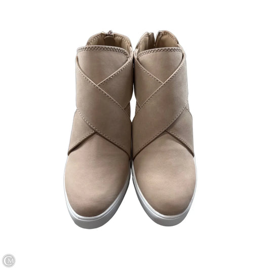 Shoes Heels Wedge By Maurices In Cream, Size: 7.5