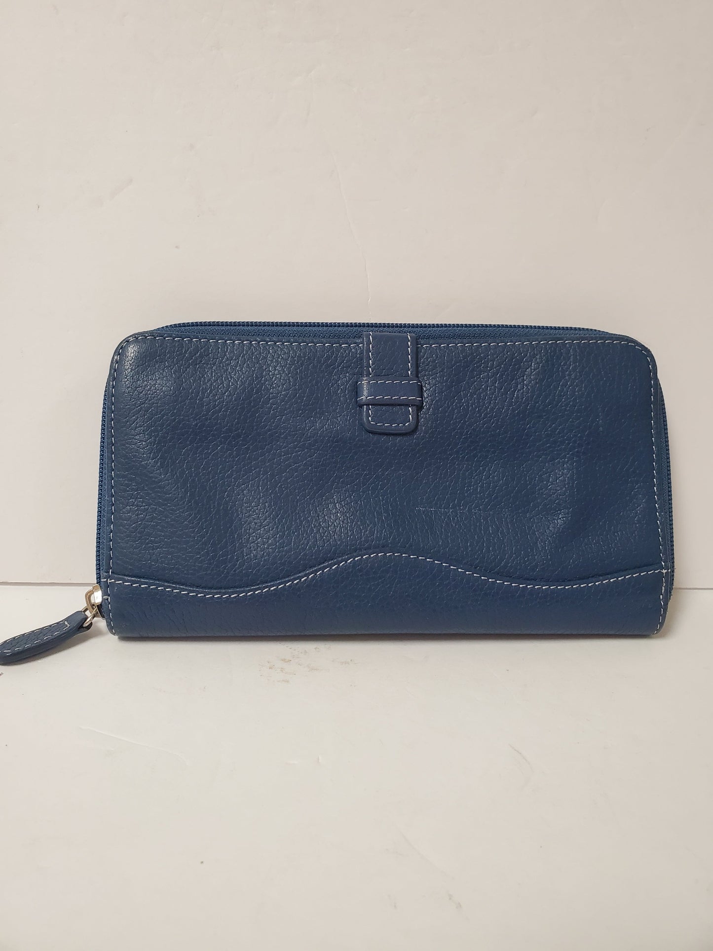 Wallet Leather By Tignanello  Purses  Size: Large