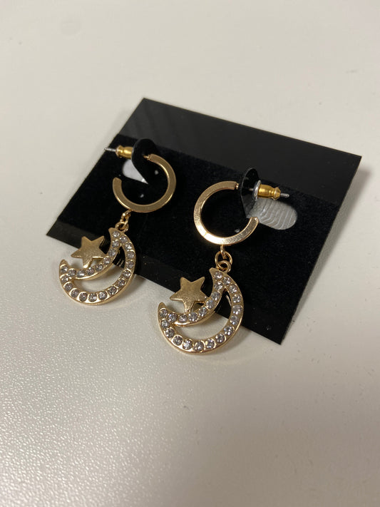 Earrings Dangle/drop By Clothes Mentor