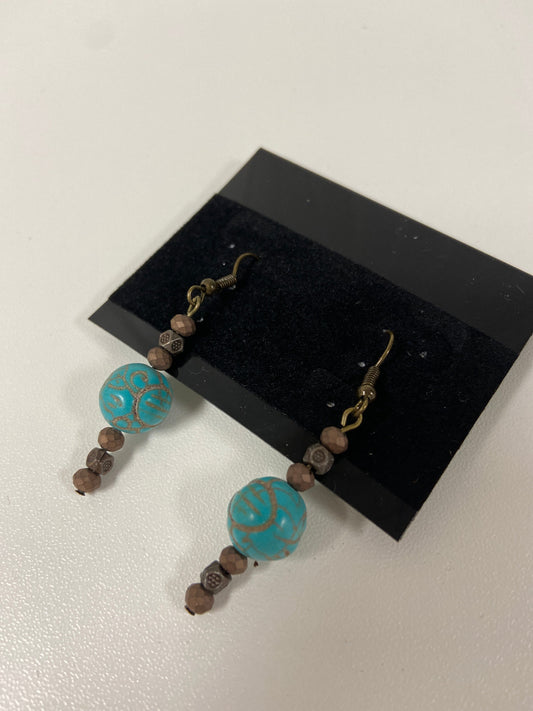 Earrings Dangle/drop By Clothes Mentor