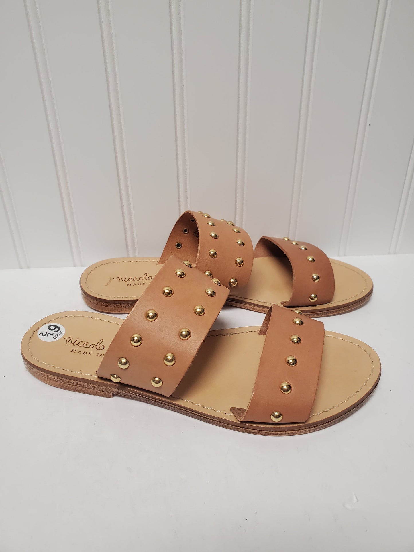 Sandals Flats By Cmb  Size: 6.5